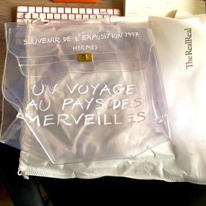 Hermès bought from the real real